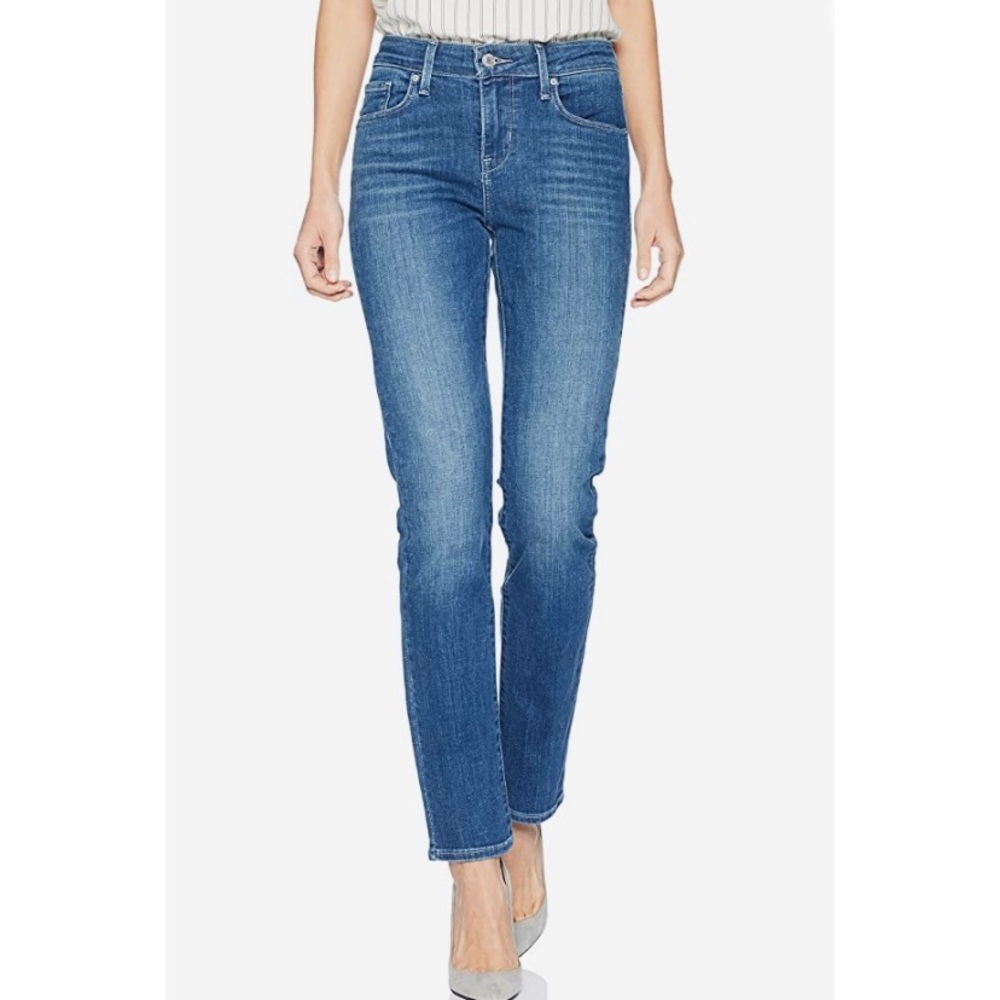 Levi’s Skinny Jeans *NEW*